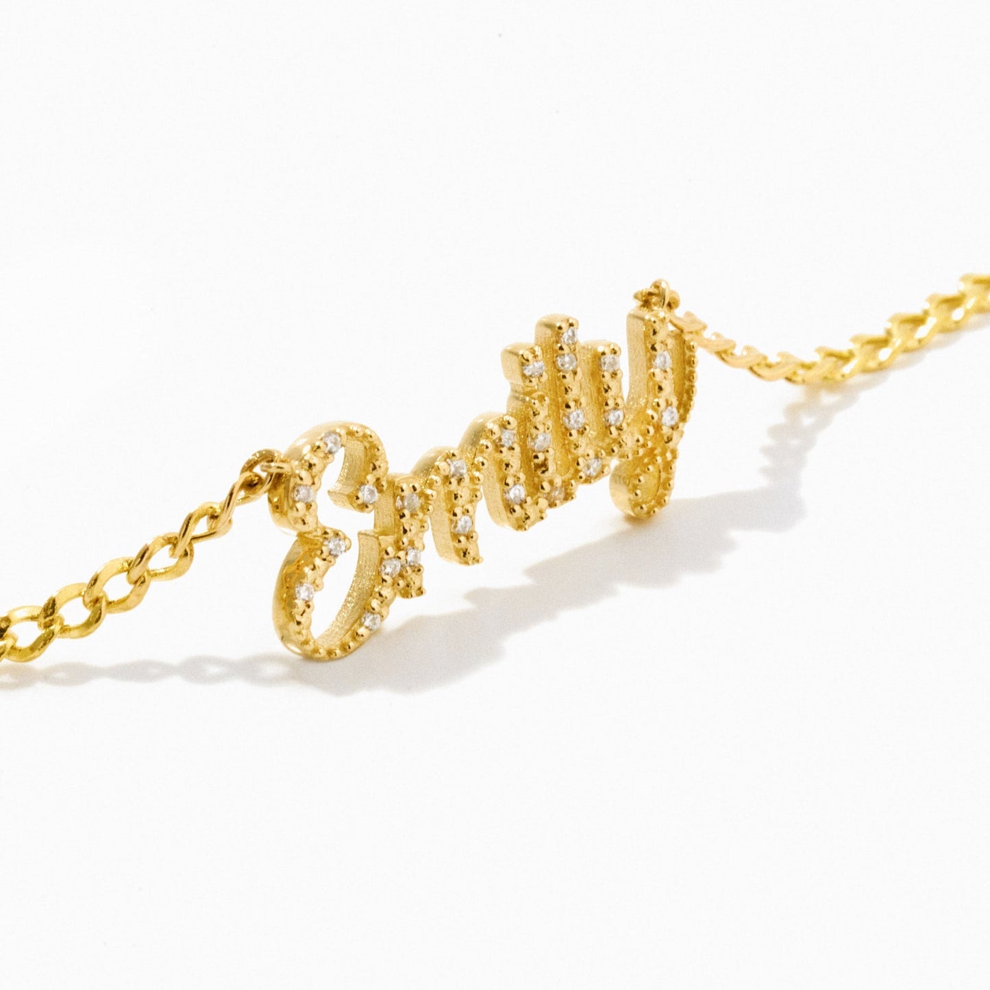 Namenskette mit Diamantschrift