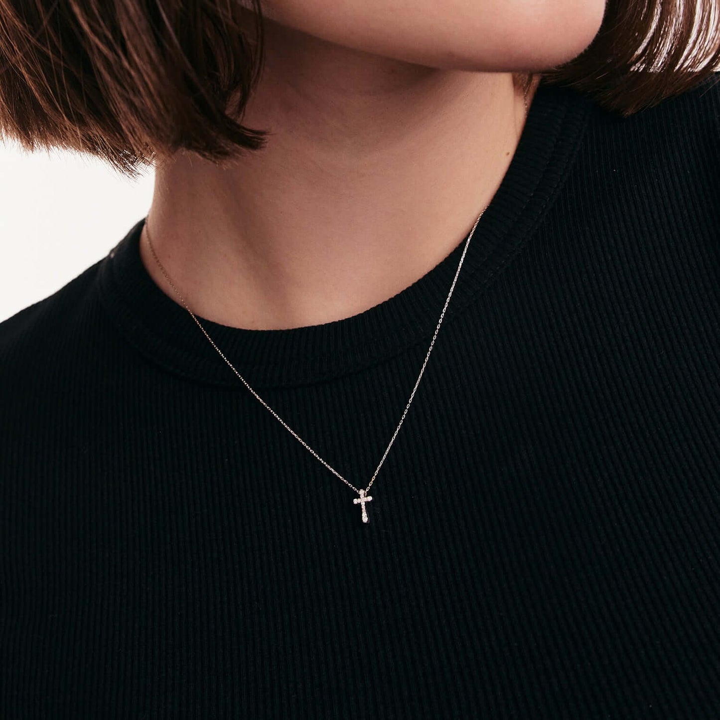 Diamond Pavé Cross Pendant Necklace in 585 Solid Gold