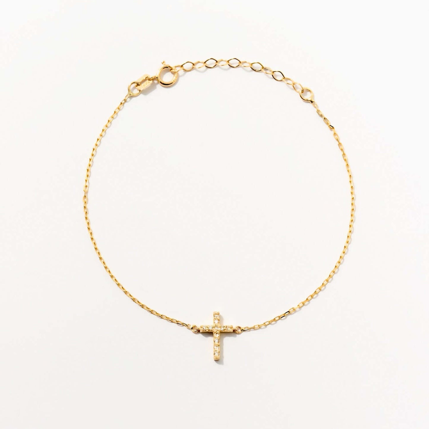 Bracelet croix diamant en or massif 585