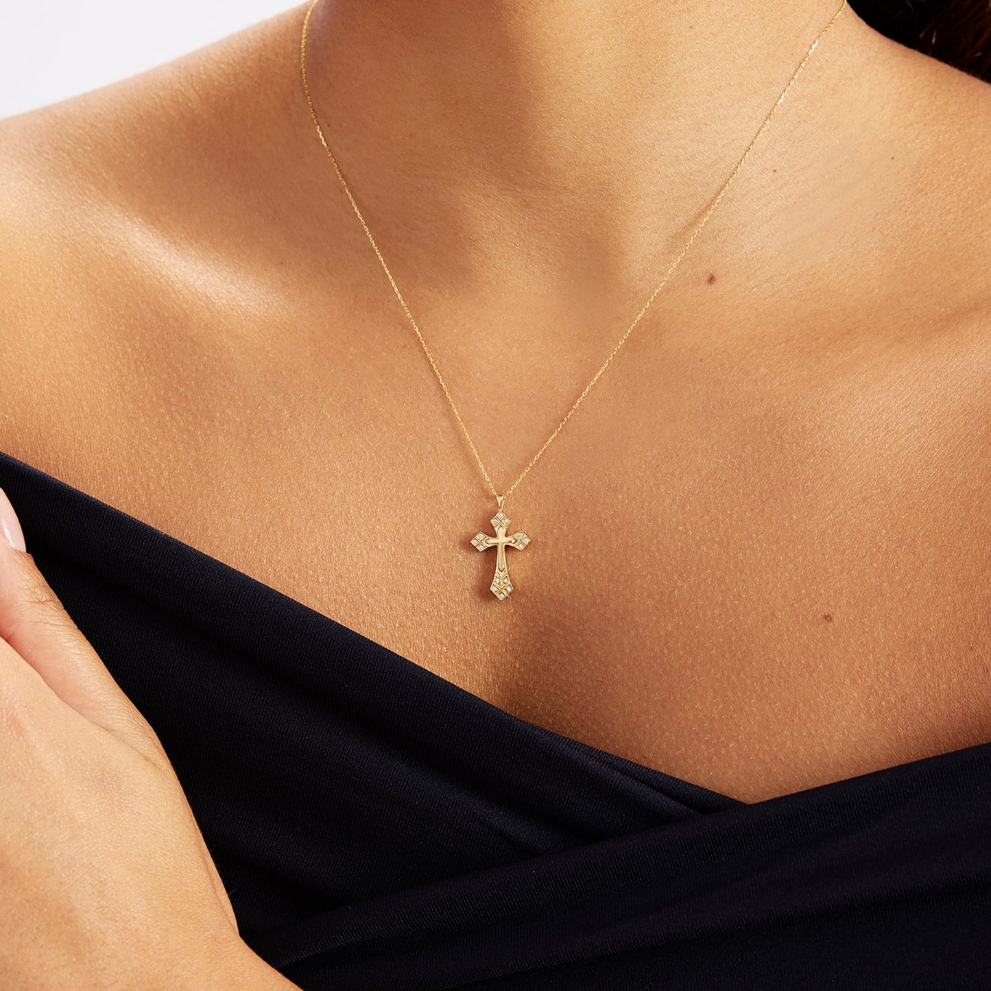 Gothic diamond cross necklace made of 585 solid gold