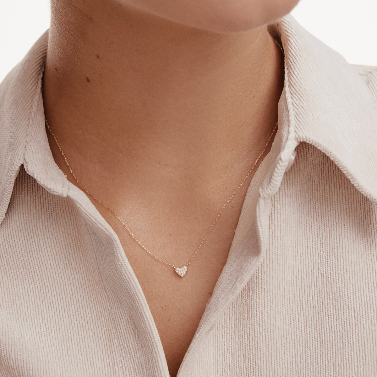 Collier à breloques cœur pavé de diamants en or 18 carats