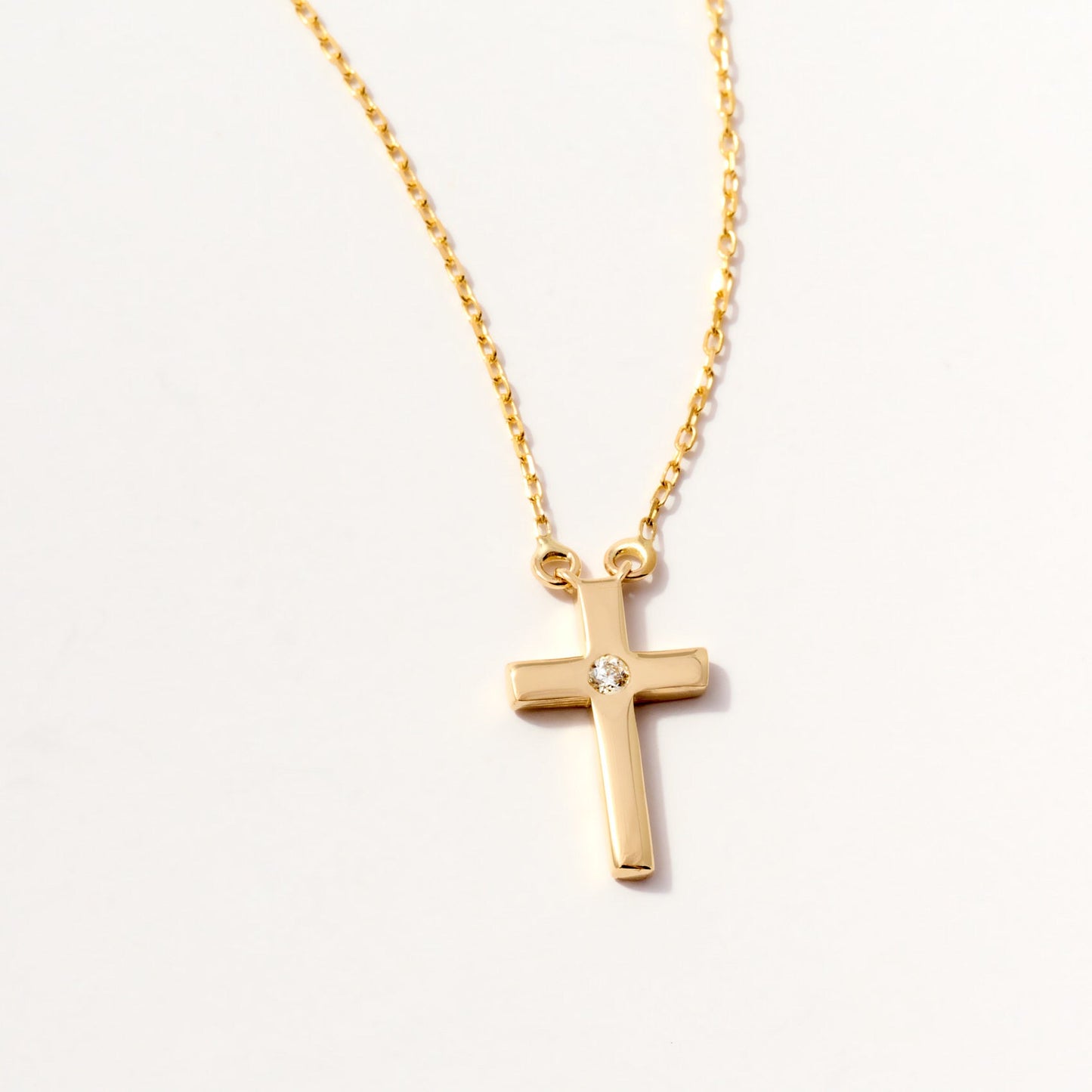 Diamond Solitaire Cross Necklace in 585 Solid Gold