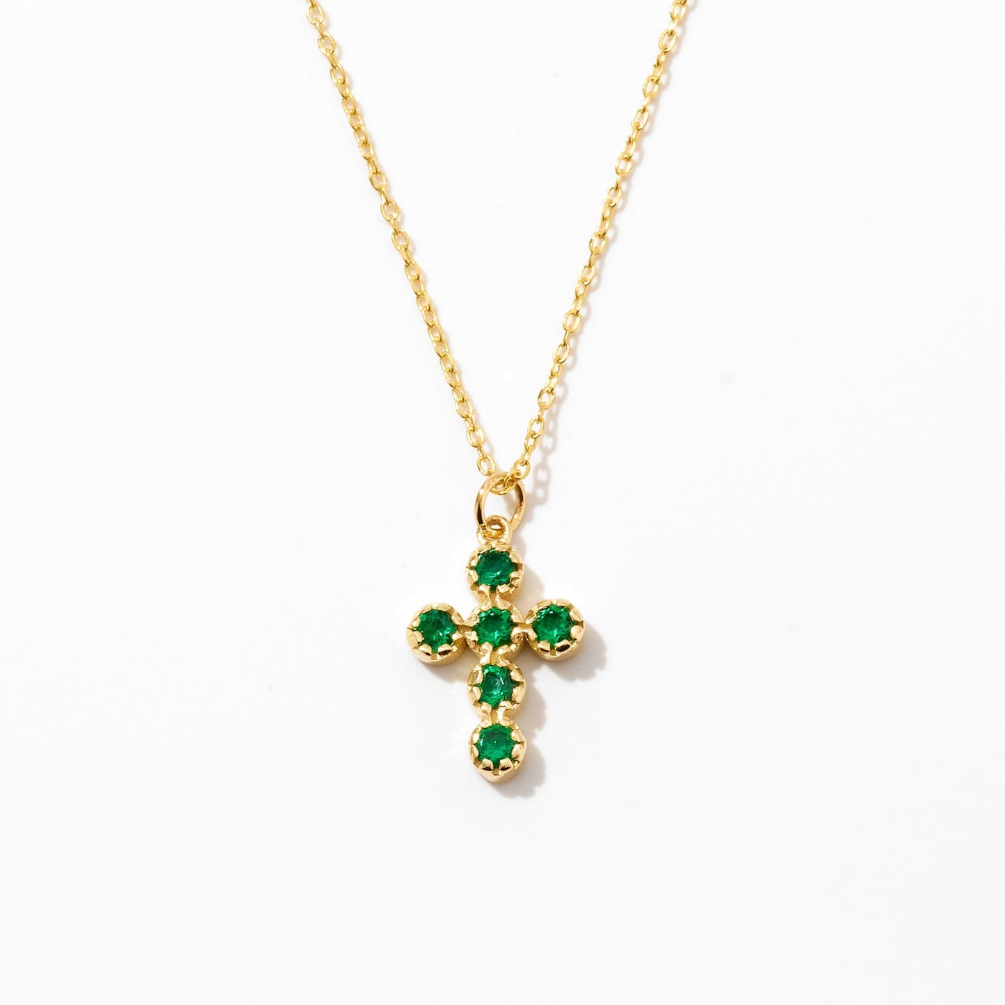 emerald cross necklace in 585 solid gold