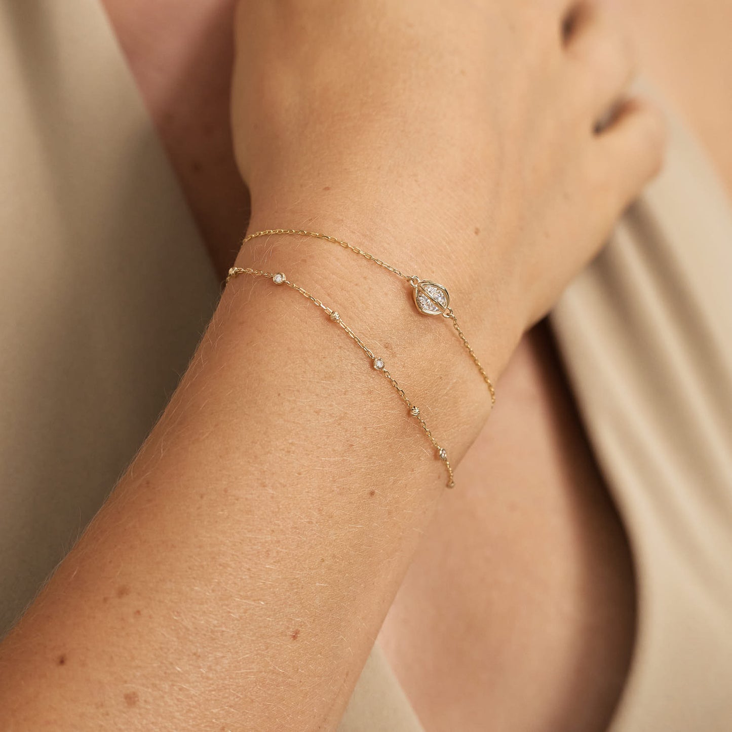 Diamanten und Perlen Yard Drop Armband