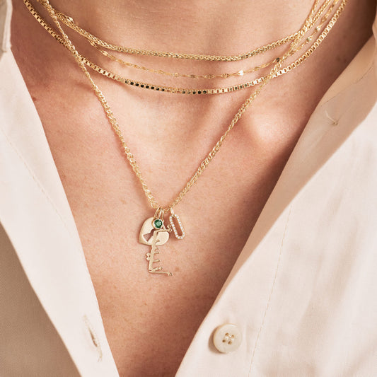 Smaragd Geburtsstein Charm