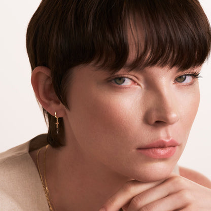 Kreuz-Ohrhänger und Creolen