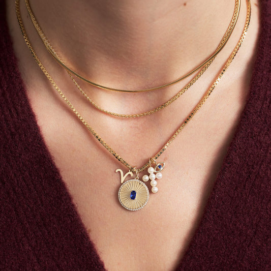 Evil Eye Charm  mit blauem Saphir