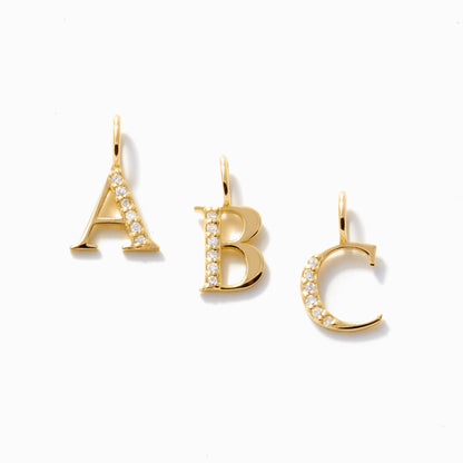 Buchstaben-Charm