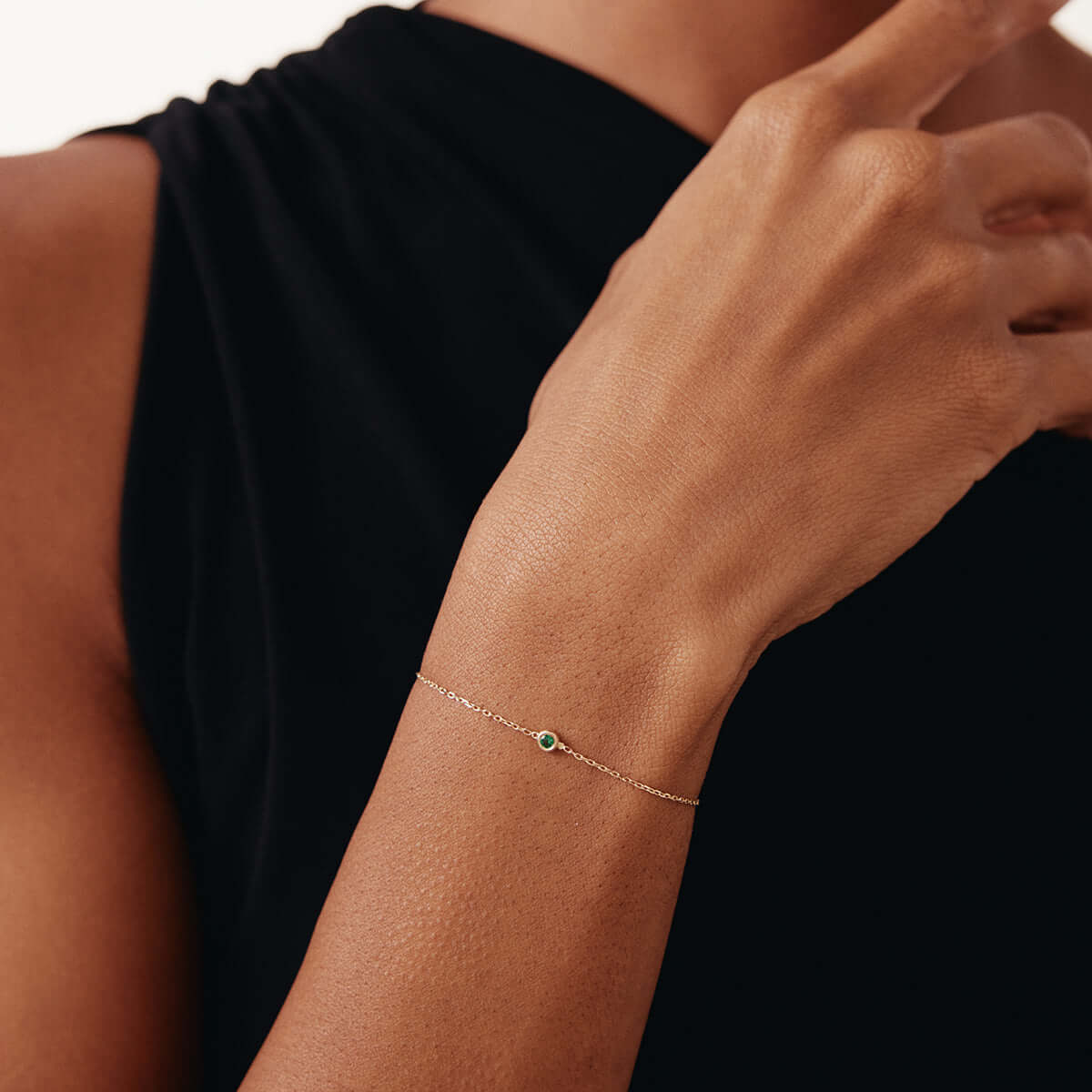 Bracelet pierre de naissance solitaire en or massif 585