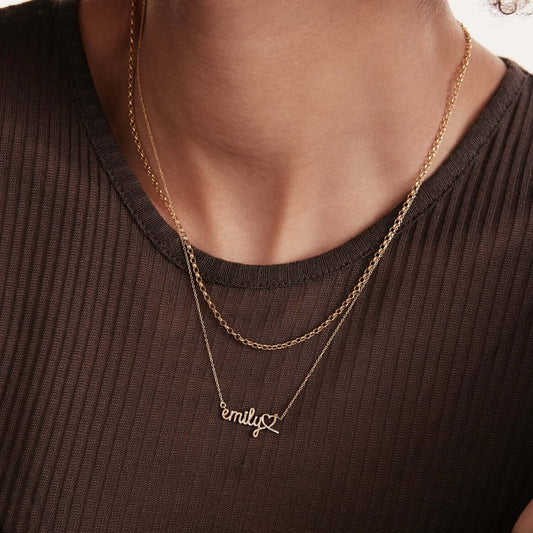 Collier prénom manuscrit avec cœur en or massif 585