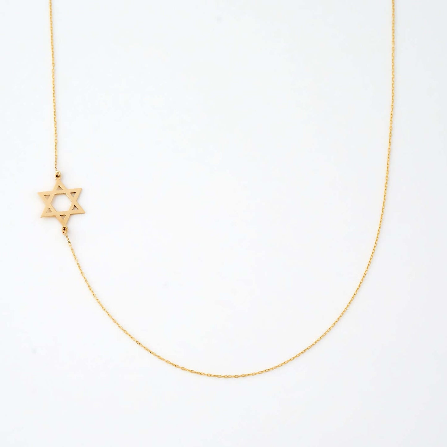 Collier inversé avec étoile de David en or massif 585