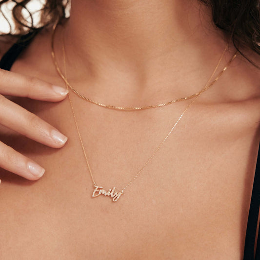 Collier nom script diamant en or massif 585