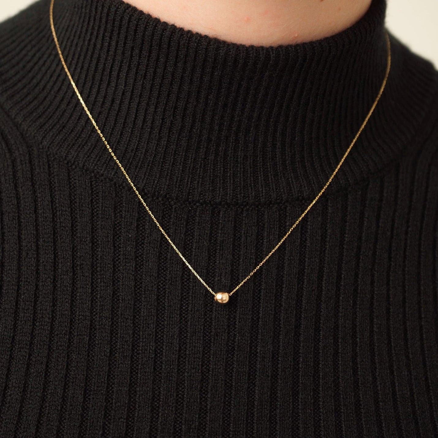 ball necklace made of 585 solid gold