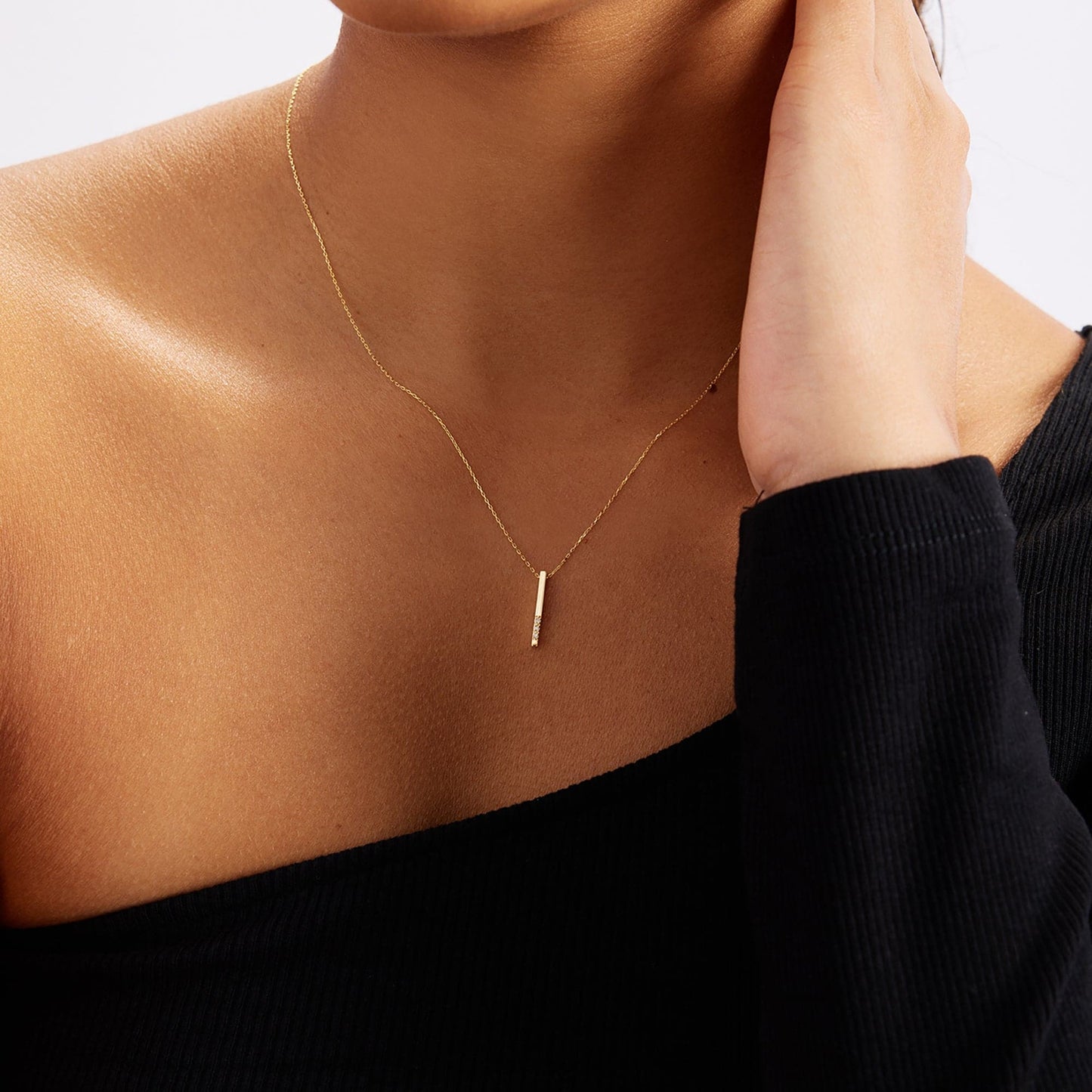 Collier barre verticale de diamants en or massif 585