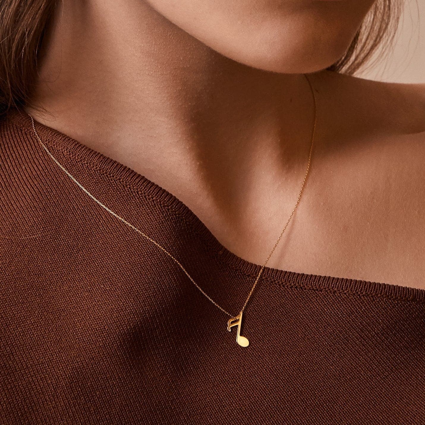 music note pendant necklace made of 585 gold