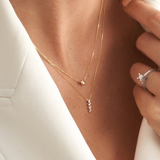 Diamond necklace with bezel made of 585 solid gold