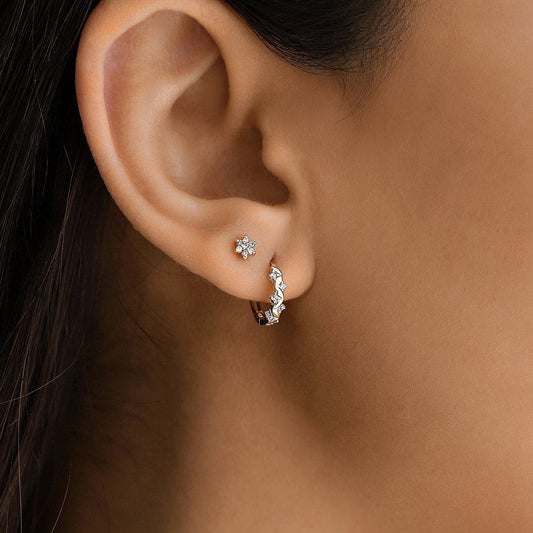 diamond flower earrings made of 585 gold