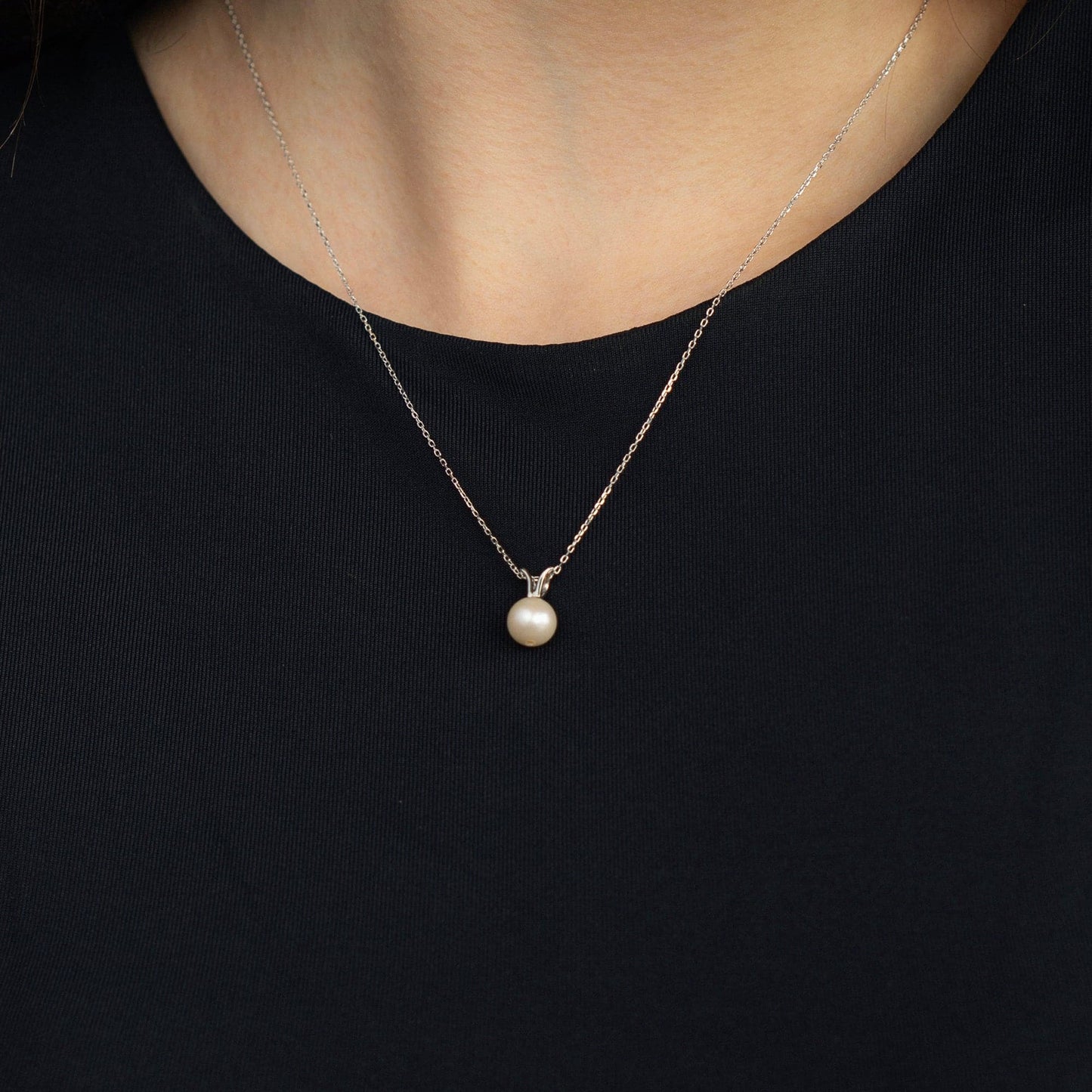 Collier avec pendentif en perles de culture d'eau douce en or jaune 585 (taille de perle de 7 mm)