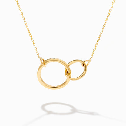Collier cercles entrelacés en or massif 585