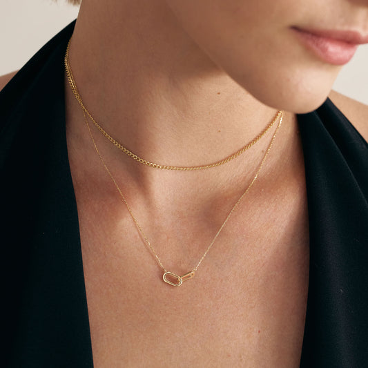 Intertwined link chain made of 585 solid gold