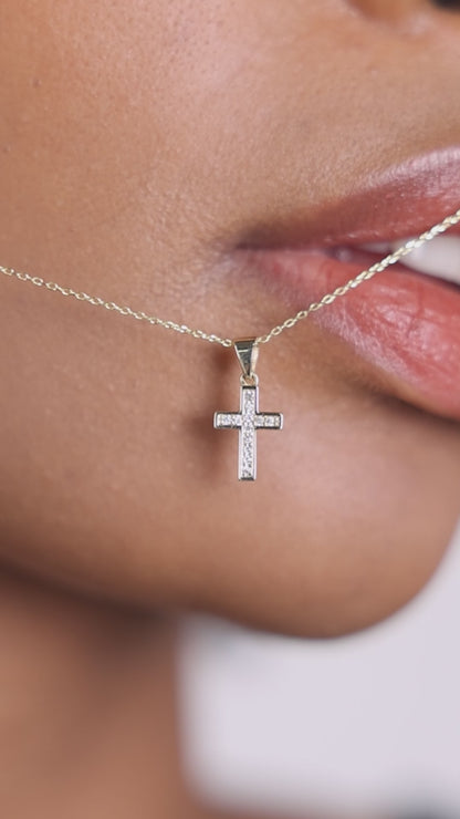 CZ Pave Kreuz Anhänger Halskette