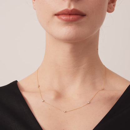 Solitiare Diamond Station Halskette