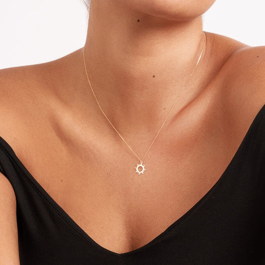 Collier soleil en or massif 585