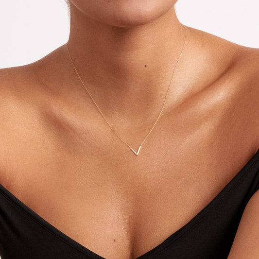 diamond chevron necklace made of 585 solid gold